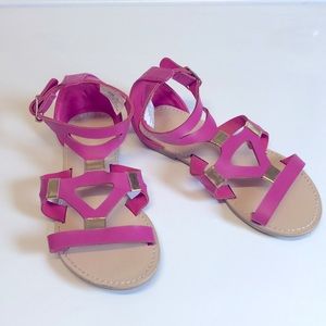 Gymboree size 10 sandals